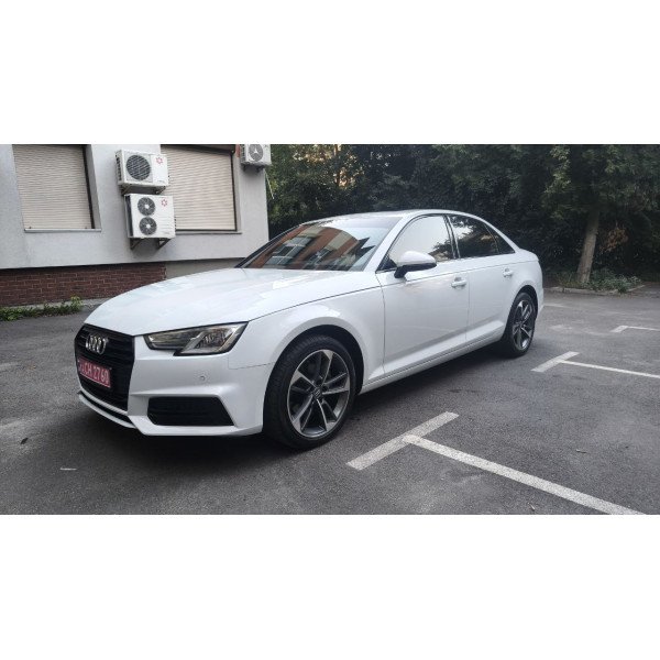 Audi A4 2019 | 2.0 TFSI | Quattro | Titanium Premi...